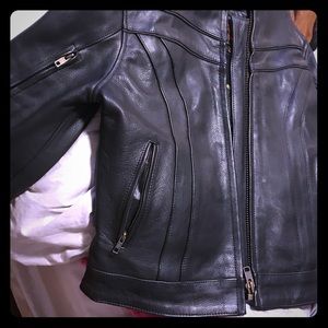 UNK ULTRA MED WOMENS LEATHER COAT
